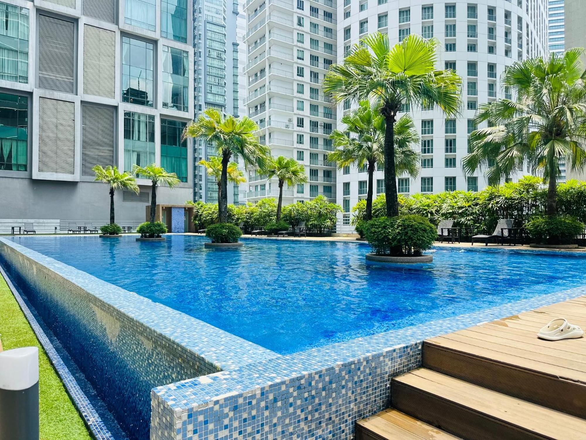 Soho Suites Klcc By Comfort Suites Kuala Lumpur Dış mekan fotoğraf