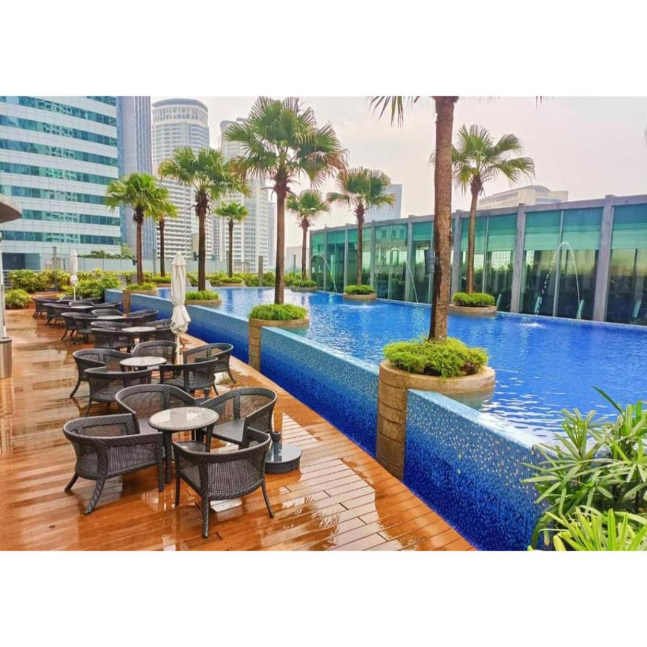 Soho Suites Klcc By Comfort Suites Kuala Lumpur Dış mekan fotoğraf